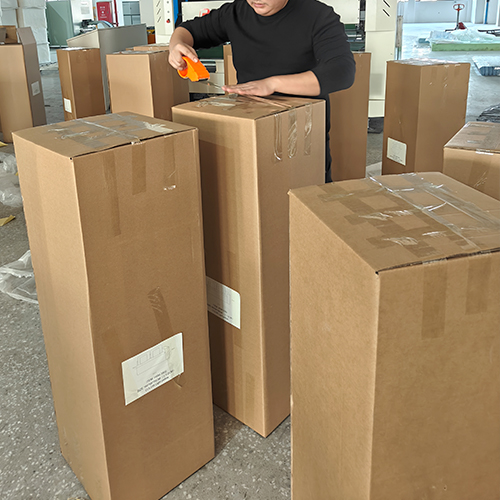 Carton packaging